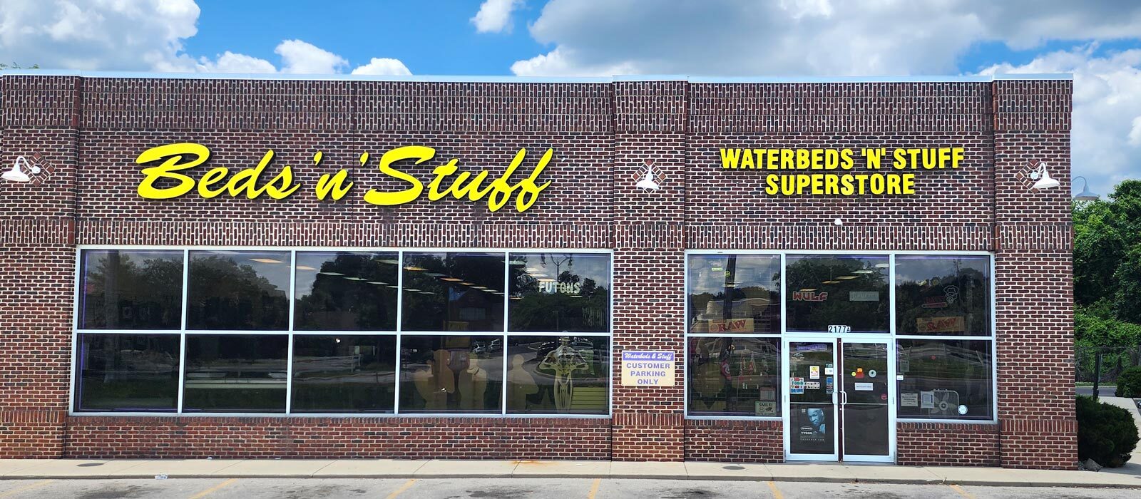 Waterbeds 'n' Stuff smoke shop at 2177 State Route 256 Reynoldsburg Ohio near Taylor Square and I-70